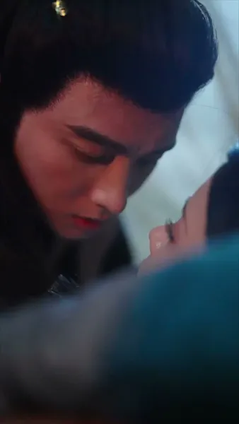 สัญญารักใต้เงาจันทร์