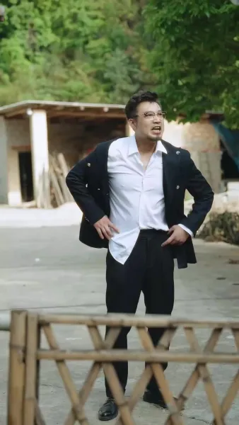 เซอร์วานต์ที่มีภารกิจซ่อนเร้น