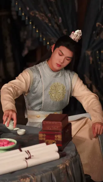 เงื่อนชะตาในห้วงรักลับ