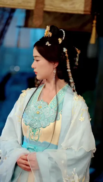 เงื่อนชะตาในห้วงรักลับ