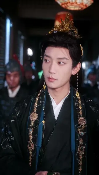 จันทร์นำพาหัวใจสู่เจ้า