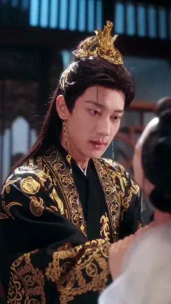 จันทร์นำพาหัวใจสู่เจ้า