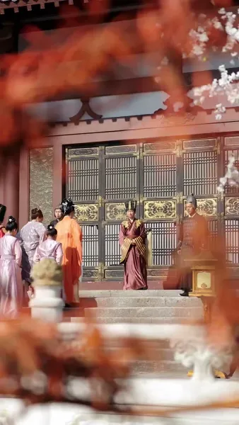 จันทร์นำพาหัวใจสู่เจ้า