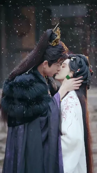 จันทร์นำพาหัวใจสู่เจ้า