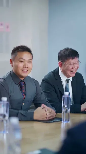 คุณพ่อยาม ที่แท้เป็นมหาเศรษฐี(พากย์เสียง)