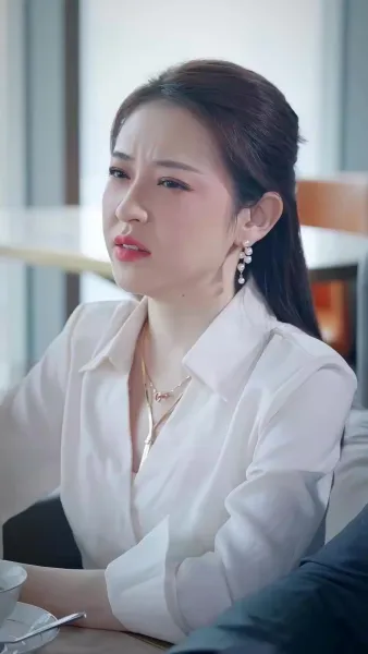 คุณพ่อยาม ที่แท้เป็นมหาเศรษฐี(พากย์เสียง)