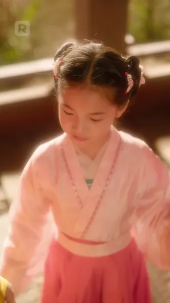 หลงรักไร้หนทาง ผูกพันด้วยหัวใจ