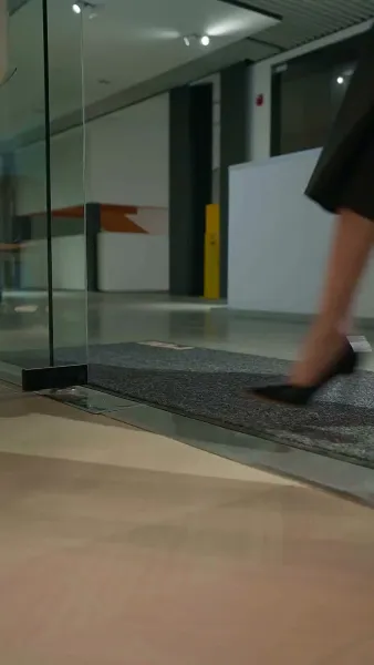 ตัวเขาที่แสนลึกลับ