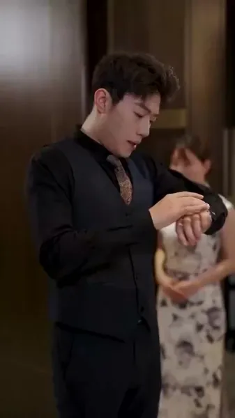 ฝาแฝดมหัศจรรย์กับพ่อปริศนา