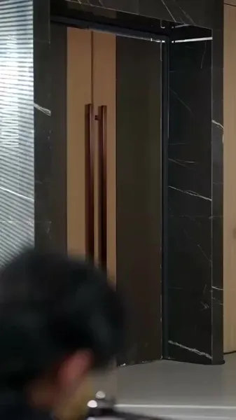 ฝาแฝดมหัศจรรย์กับพ่อปริศนา