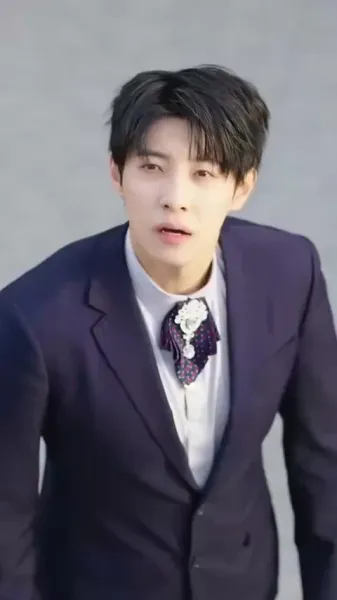 ฝาแฝดมหัศจรรย์กับพ่อปริศนา