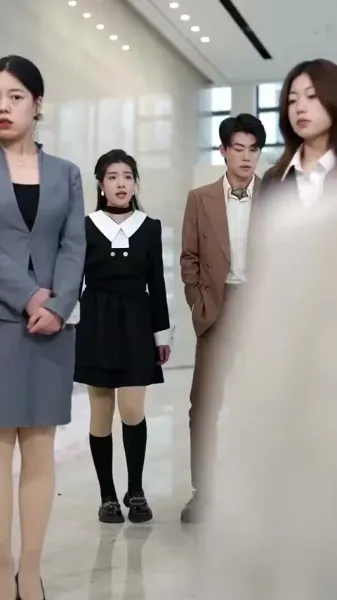 ฝาแฝดมหัศจรรย์กับพ่อปริศนา