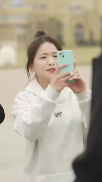 ฝาแฝดมหัศจรรย์กับพ่อปริศนา