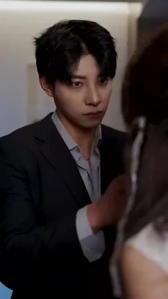 ฝาแฝดมหัศจรรย์กับพ่อปริศนา