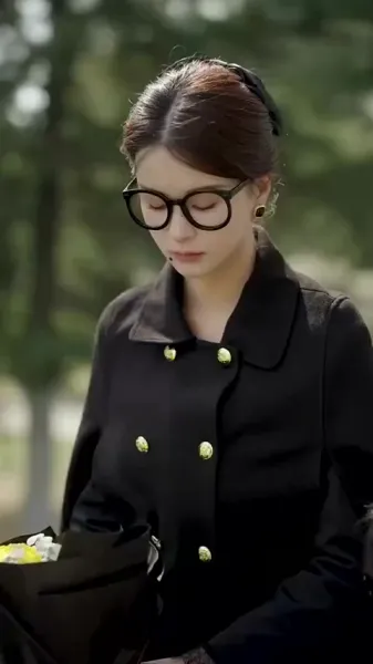 ฝาแฝดมหัศจรรย์กับพ่อปริศนา