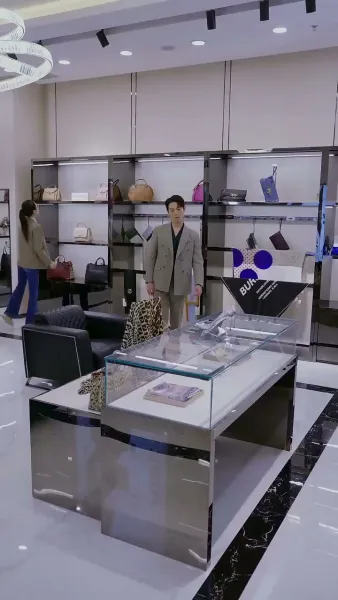 ประธานลี่ จำผิดคนแล้ว