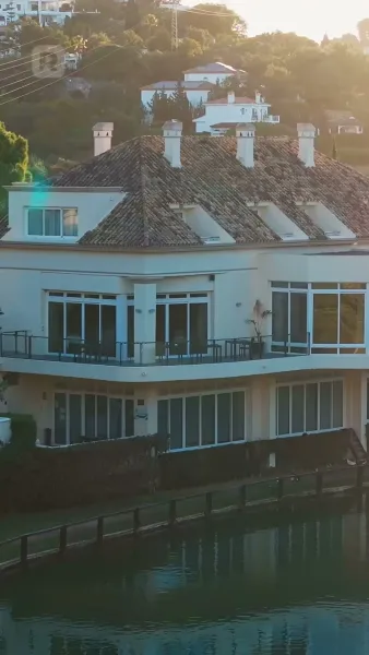 ระวังให้ดี! นางเอกผู้ร้ายสมองเทพ