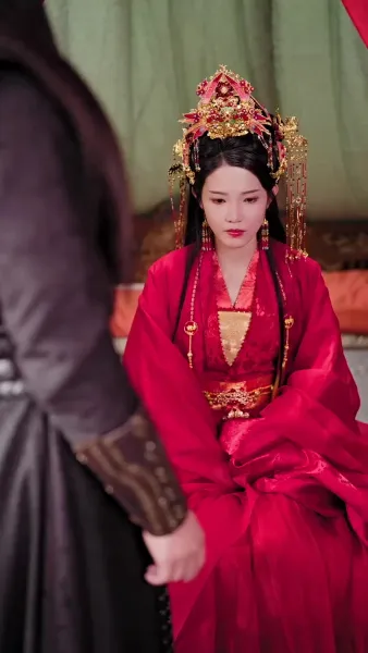 ผีเสื้อเพลิง: การเกิดใหม่ของซูเตี๋ยอี