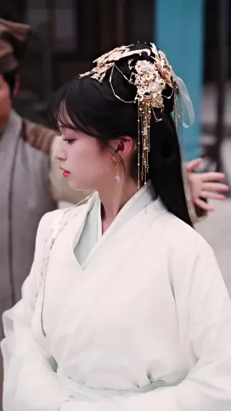 ผีเสื้อเพลิง: การเกิดใหม่ของซูเตี๋ยอี