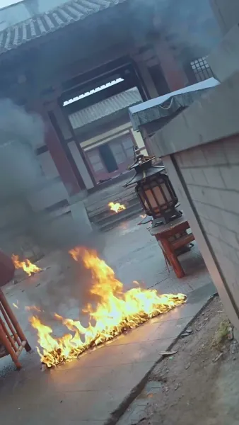 ผกามาลีขอท้ารบ 