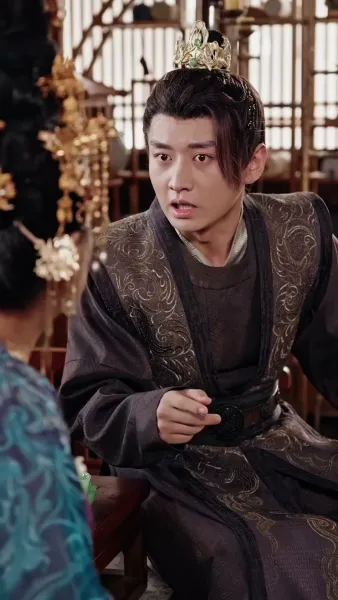 คืนบัลลังก์รัชทายาท