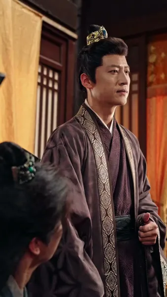 คืนบัลลังก์รัชทายาท