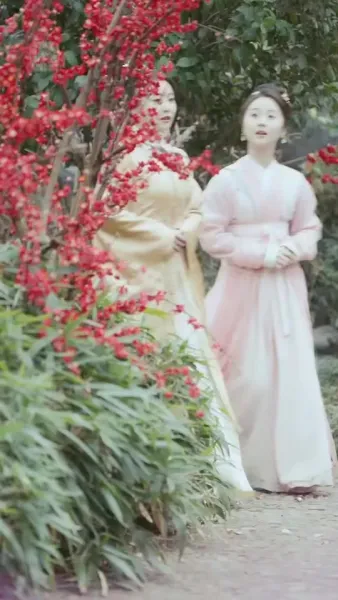 กริชสตรีในวังหลวง