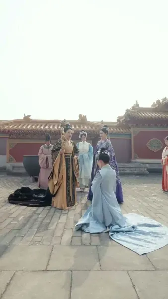 กริชสตรีในวังหลวง