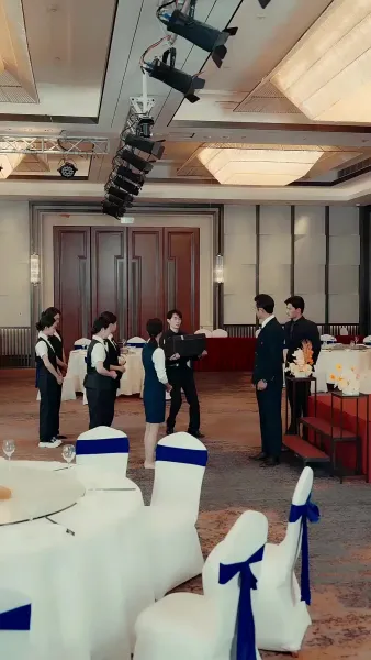 ประธานลี่ตามจีบ ภรรยาผู้พิชิตทุกสิ่ง