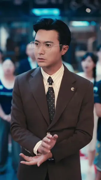 ประธานลี่ตามจีบ ภรรยาผู้พิชิตทุกสิ่ง