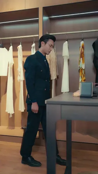 ประธานลี่ตามจีบ ภรรยาผู้พิชิตทุกสิ่ง