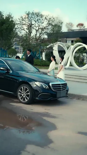 ประธานลี่ตามจีบ ภรรยาผู้พิชิตทุกสิ่ง