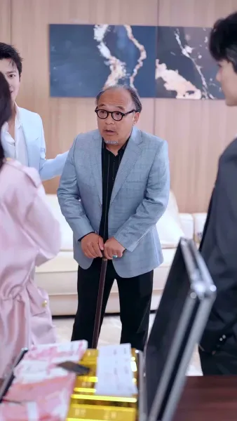 ชุลมุนลุ้นรัก 