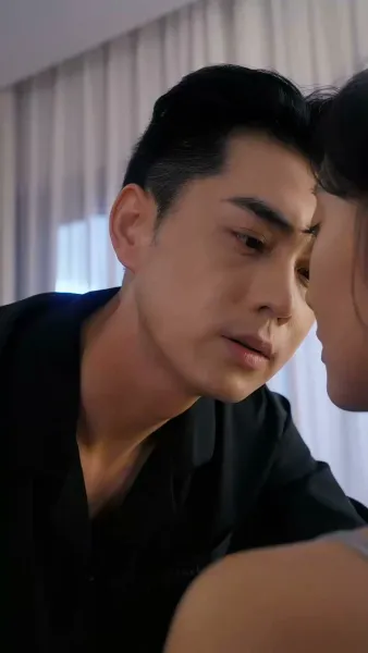 เช็คอินหัวใจ โรงแรมสื่อรัก