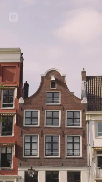 ก้าวข้ามเส้นไปสู่ความรัก