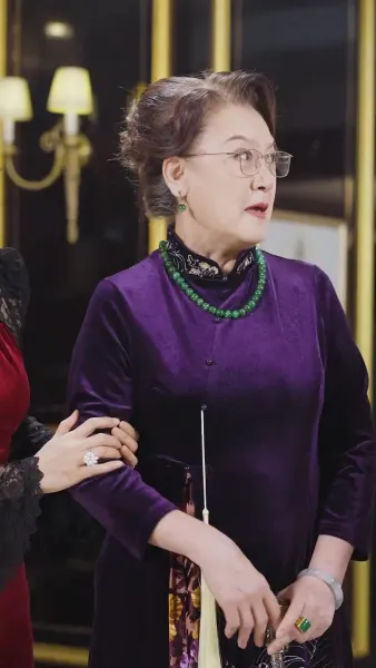 มังกรลึกลับได้ถือกำเนิดขึ้น