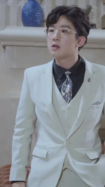 มังกรลึกลับได้ถือกำเนิดขึ้น