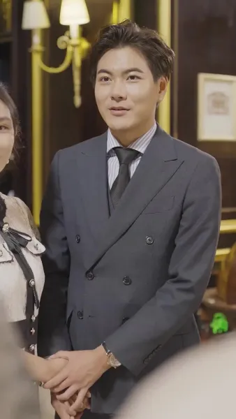 มังกรลึกลับได้ถือกำเนิดขึ้น