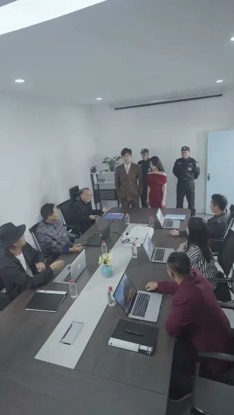 มังกรลึกลับได้ถือกำเนิดขึ้น