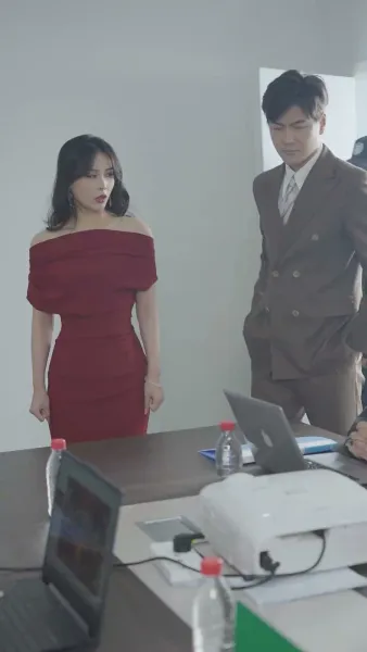 มังกรลึกลับได้ถือกำเนิดขึ้น