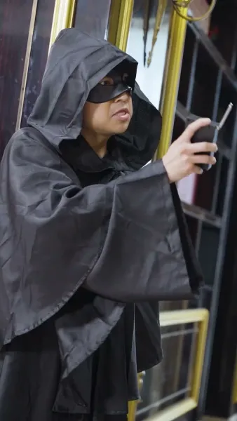 มังกรลึกลับได้ถือกำเนิดขึ้น