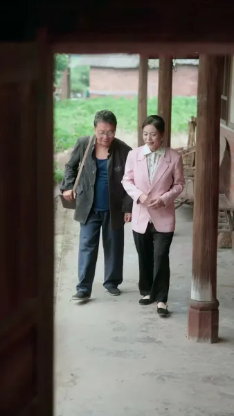 ย้อนกลับไปโดนแม่ผัวหลงรัก