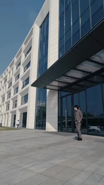 ตกสู่โลกของเธอ