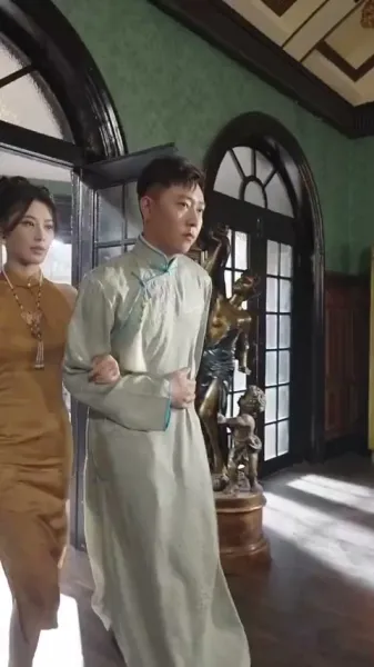 ติดกับในสายน้ำที่เงียบสงบ