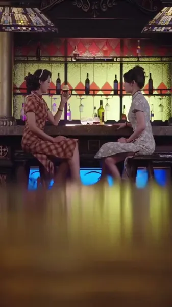 ติดกับในสายน้ำที่เงียบสงบ