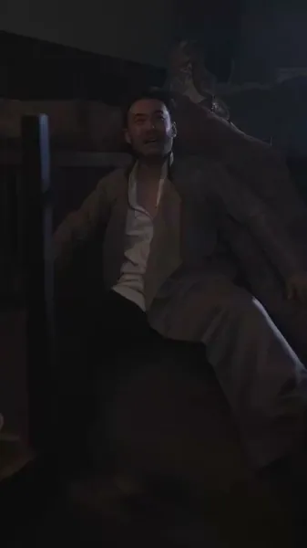 ติดกับในสายน้ำที่เงียบสงบ