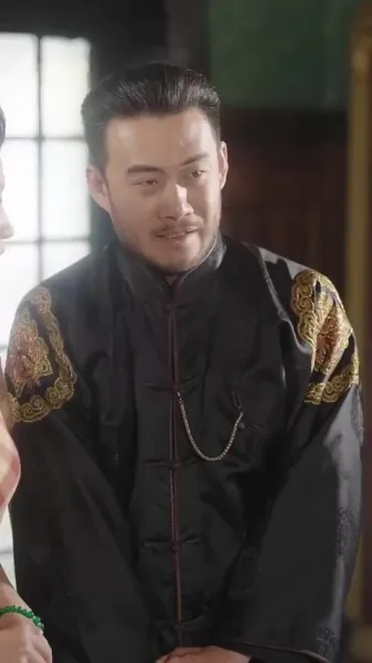 ติดกับในสายน้ำที่เงียบสงบ