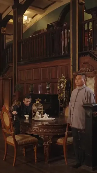 ติดกับในสายน้ำที่เงียบสงบ