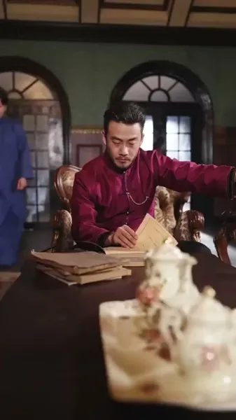 ติดกับในสายน้ำที่เงียบสงบ