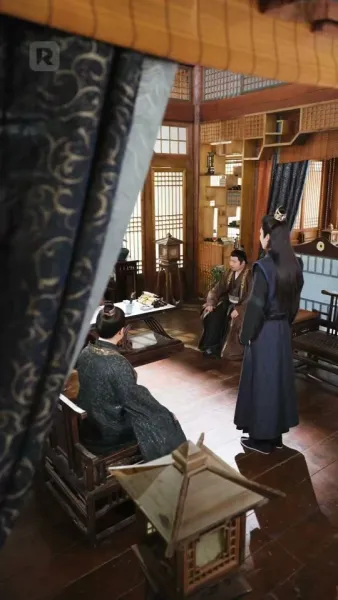 บุปผาบนอาชาศึก